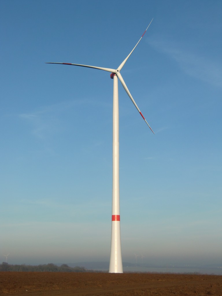 Windkraftanlage im Windpark Waigolshausen Windkraftanlage im Windpark Hopferstadt